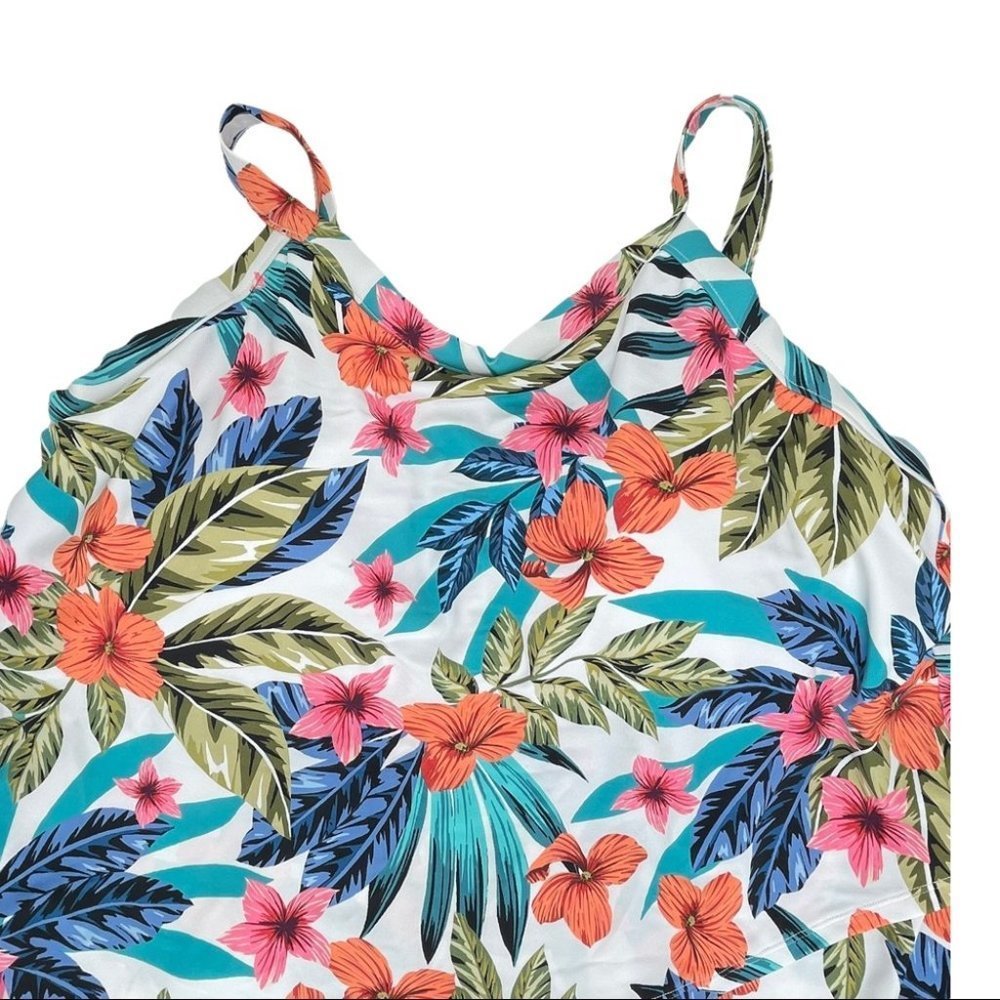 Swim Solutions Floral Print Montego Bay Underwire Tankini Top - Picture 5 of 9